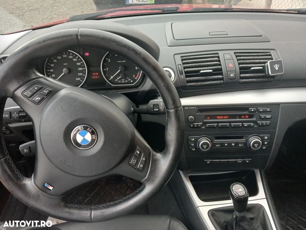 BMW Seria 1 118i - 10