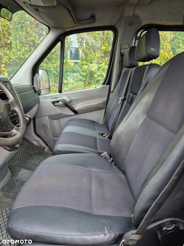 Mercedes-Benz SPRINTER - 12