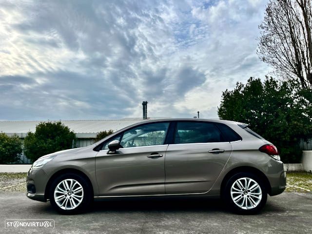 Citroën C4 1.2 PureTech Feel - 2