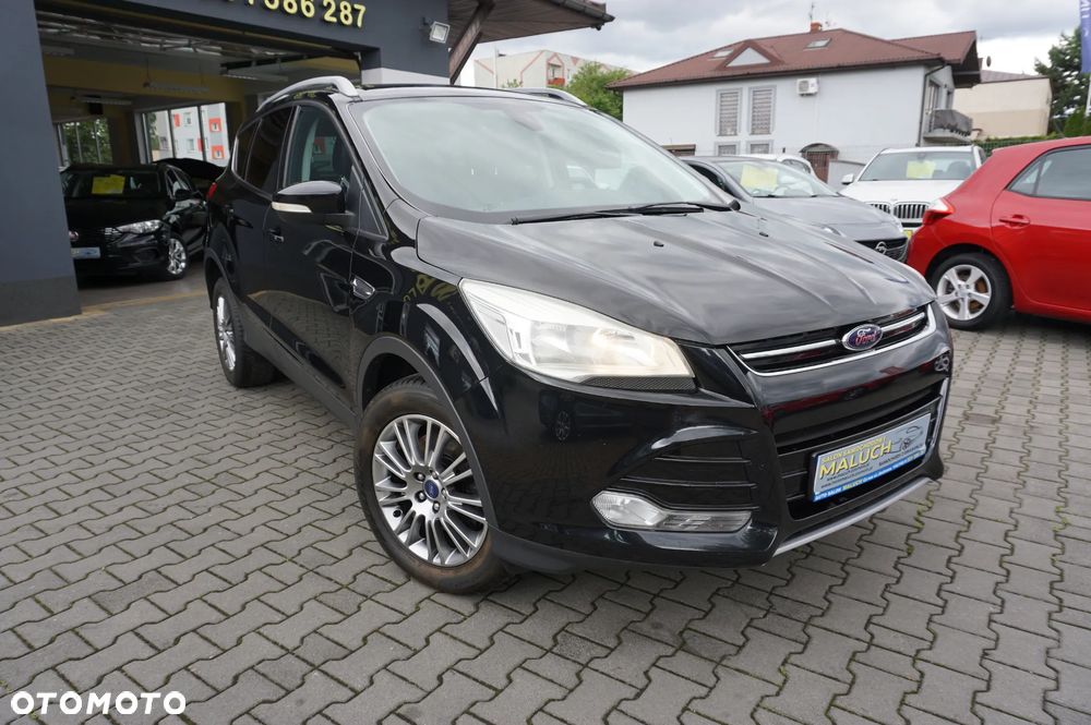 Ford Kuga 2.0 TDCi 2x4 Titanium - 3