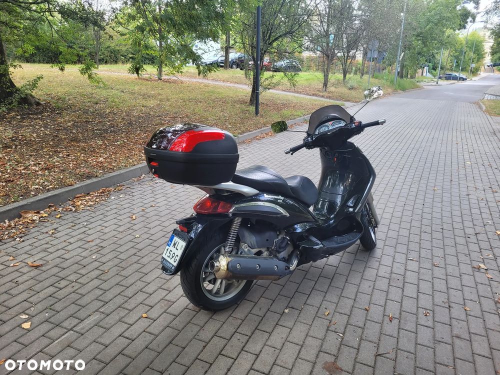 Piaggio Beverly - 8