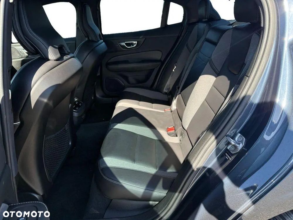 Volvo S60 - 15
