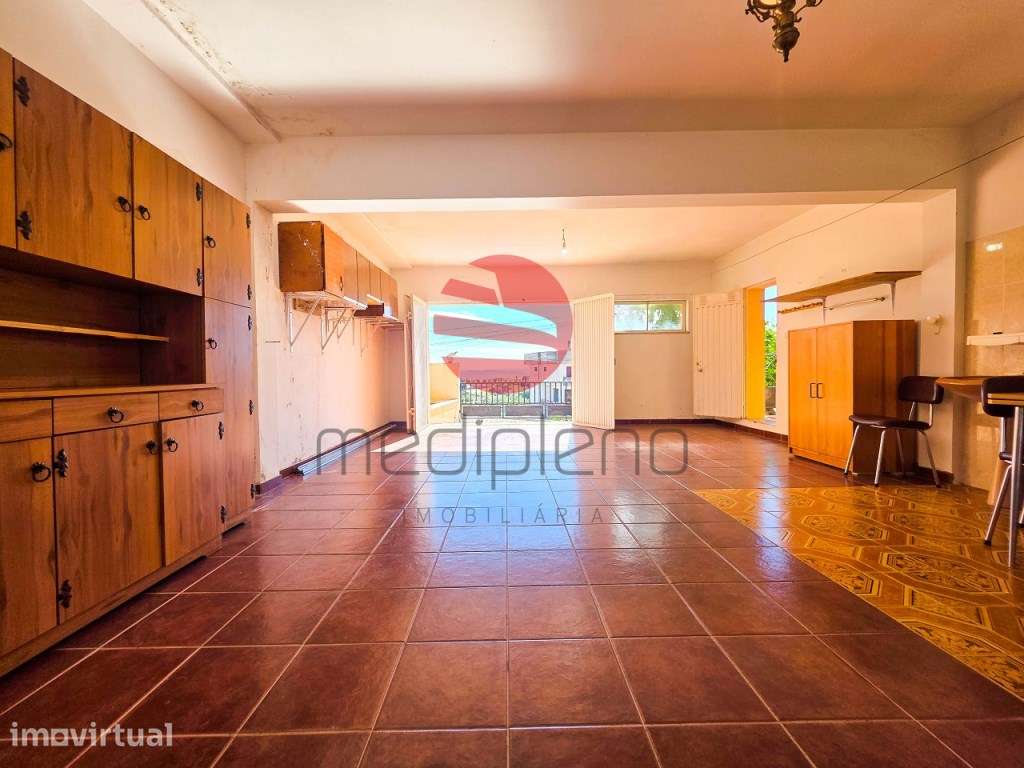 APARTAMENTO T3 C/ GARAGEM E JARDIM - Grande imagem: 4/14