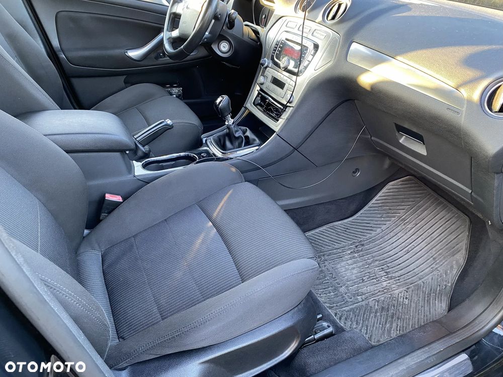 Ford Mondeo 2.0 TDCi Titanium - 17