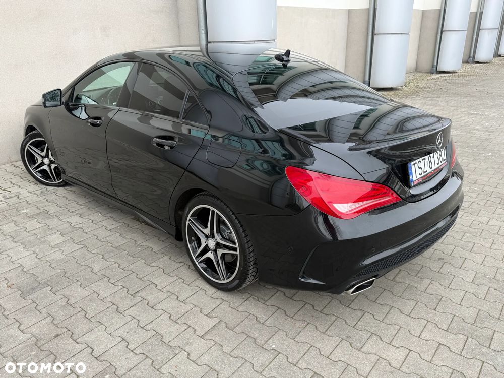 Mercedes-Benz CLA 200 AMG Line - 9