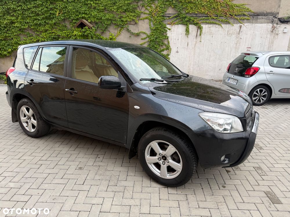 Toyota RAV4 2.0 VVT-i Sol - 3