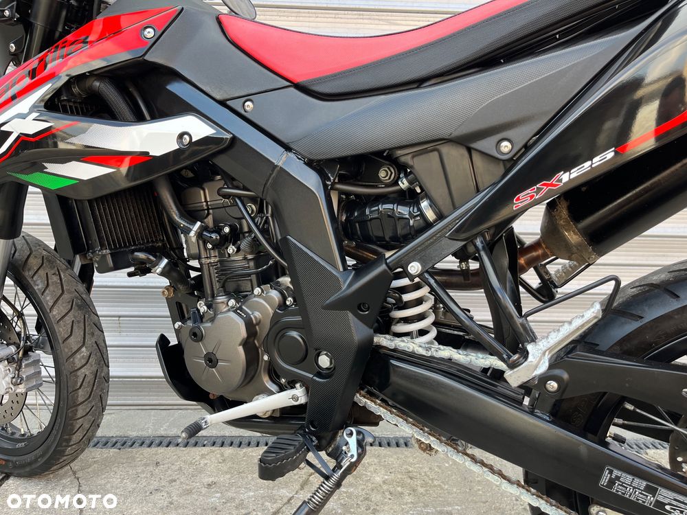 Aprilia SX - 12