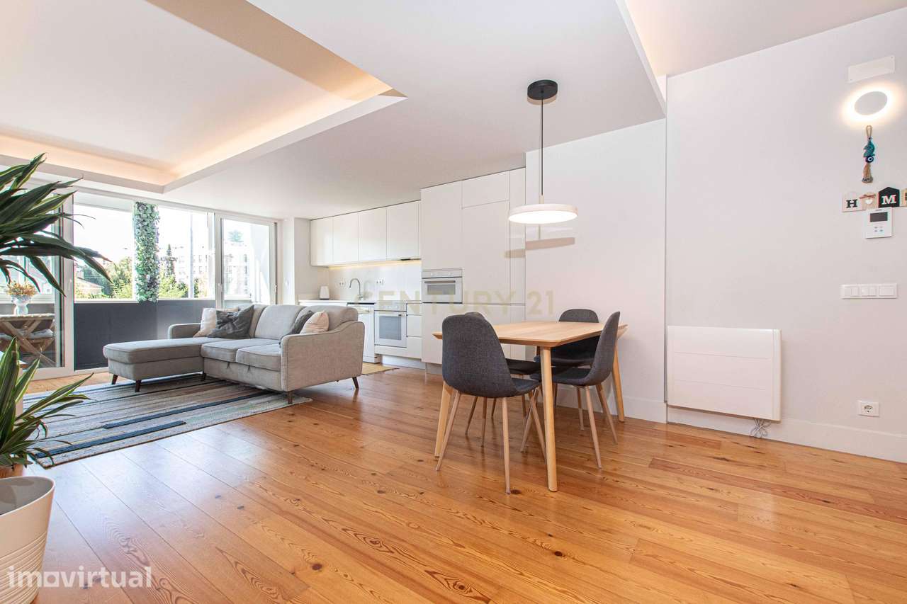 Apartamento Renovado T2 em Benfica, Lisboa - Grande imagem: 2/25