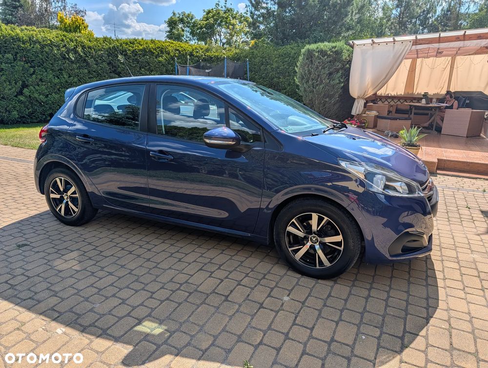 Peugeot 208 - 34