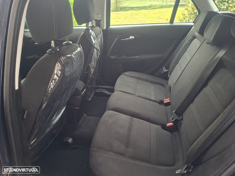 Fiat Tipo Station Wagon 1.6 M-Jet Lounge - 17