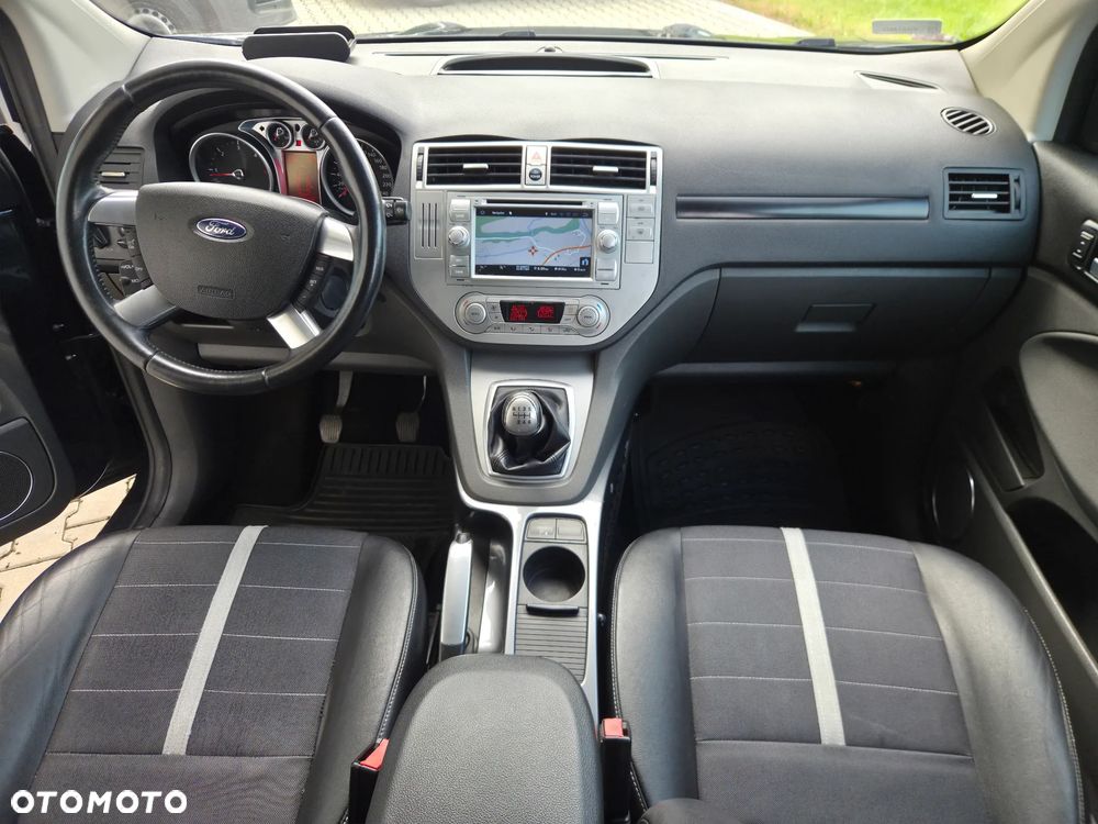 Ford Kuga - 9