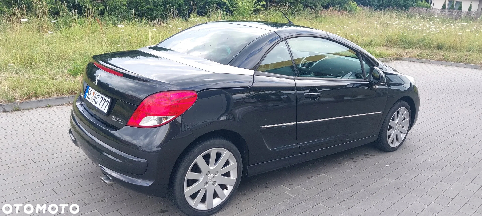 Peugeot 207 CC FAP 110 Roland Garros - 8