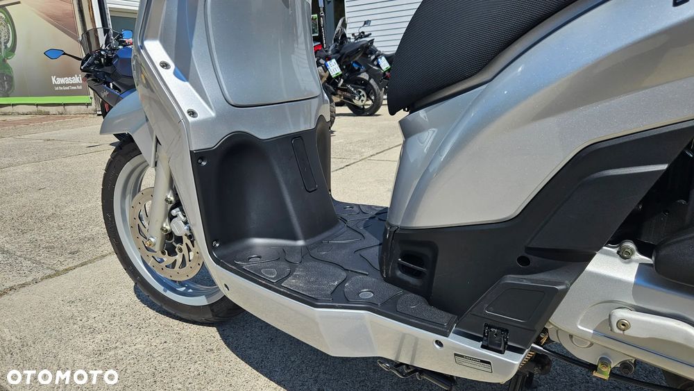 Kymco People - 5
