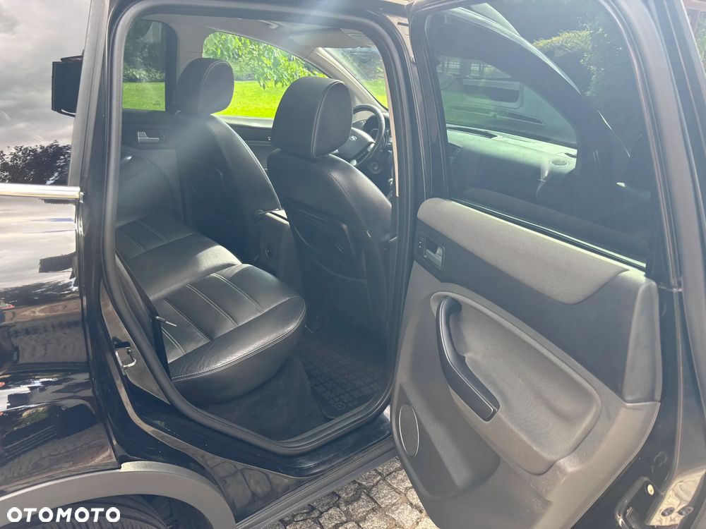 Ford Kuga 2.0 TDCi 4x4 Titanium - 22