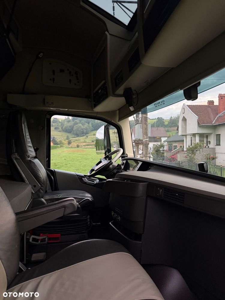 Volvo FH 500 KM FUL OPCJA HAKOWIEC HYWA 6X2 SKÓRA PERFEKCYJNY Z NIEMIEC - 15