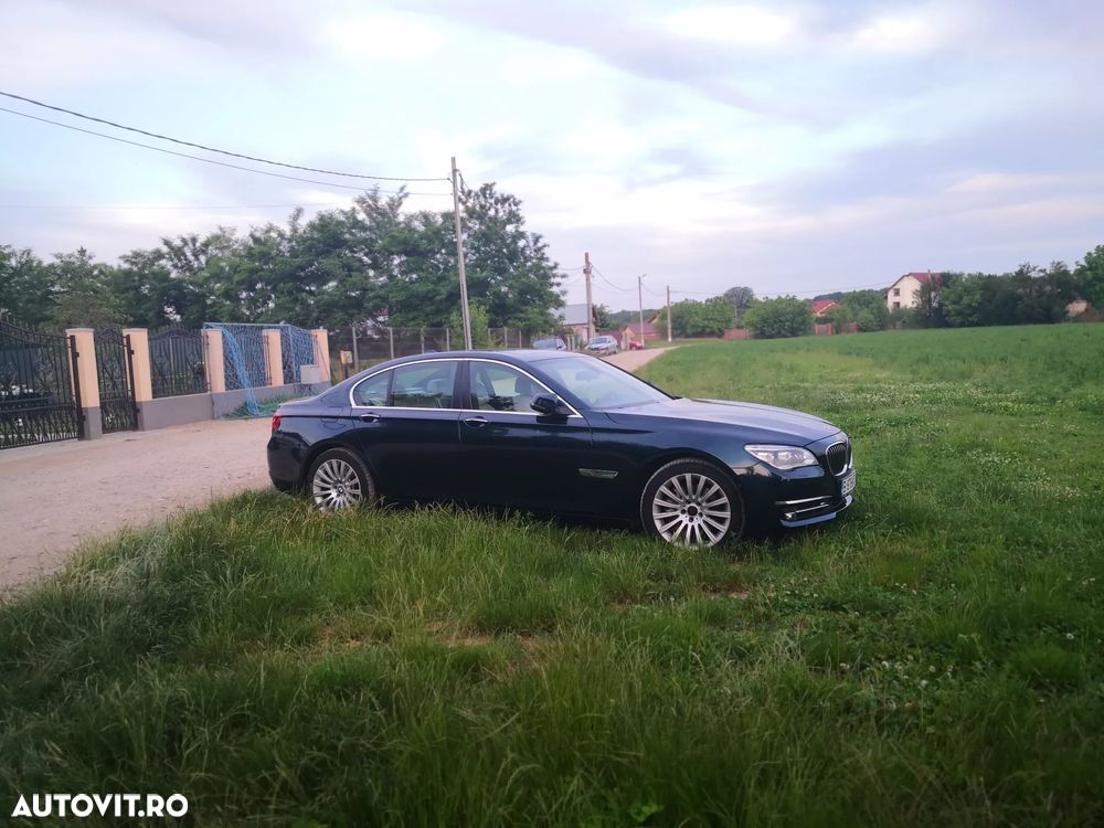 BMW Seria 7 740d xDrive - 3