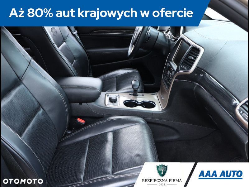Jeep Grand Cherokee - 10