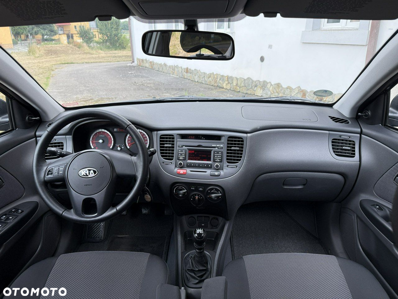 Kia Rio 1.4 Comfort - 3