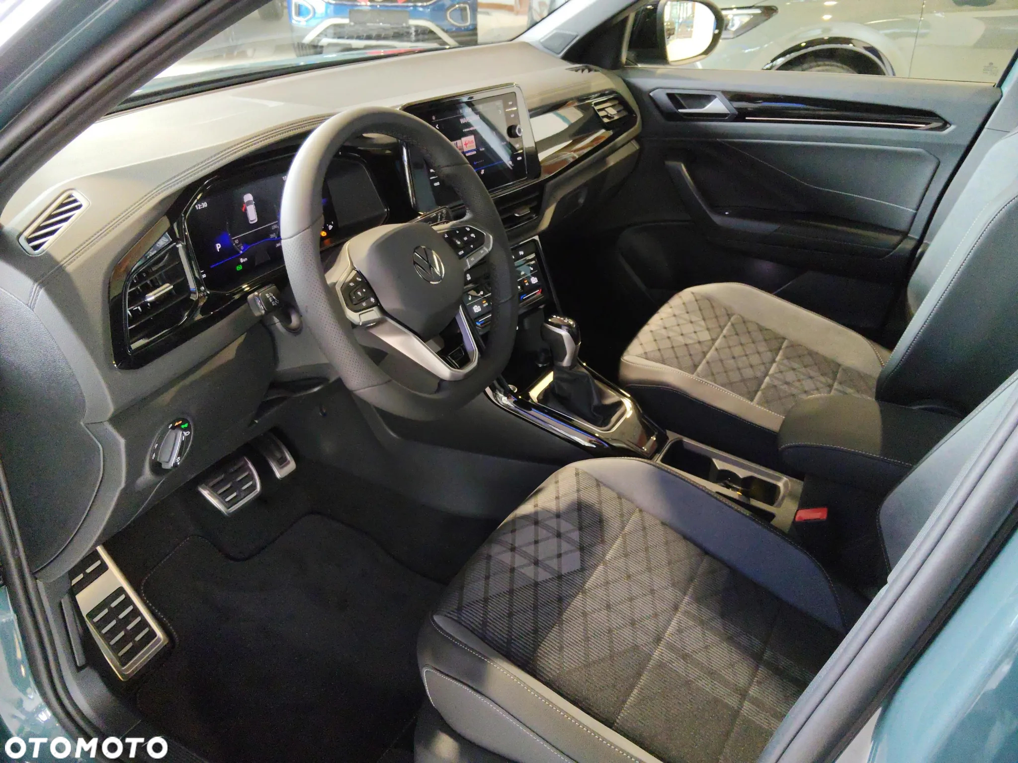 Volkswagen T-Roc 1.5 TSI R-Line DSG - 9