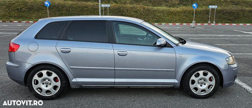Audi A3 Sportback 2.0 TDI DPF quattro Attraction - 3