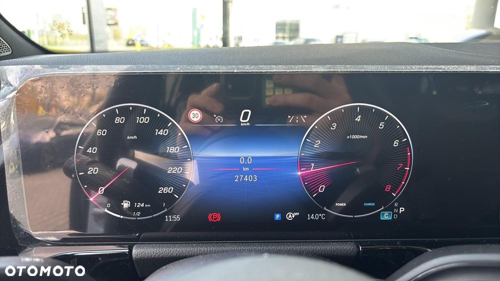 Mercedes-Benz GLA - 14