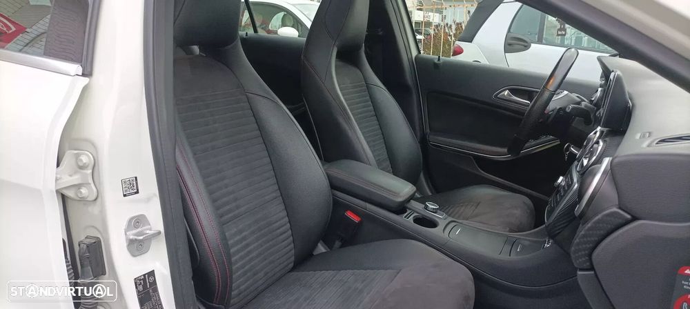Mercedes-Benz A 180 CDI (BlueEFFICIENCY) 7G-DCT AMG Sport - 34
