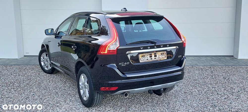 Volvo XC 60 D3 Drive-E Momentum - 9