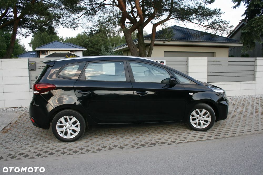 Kia Carens 1.7 CRDi XL 7os - 11