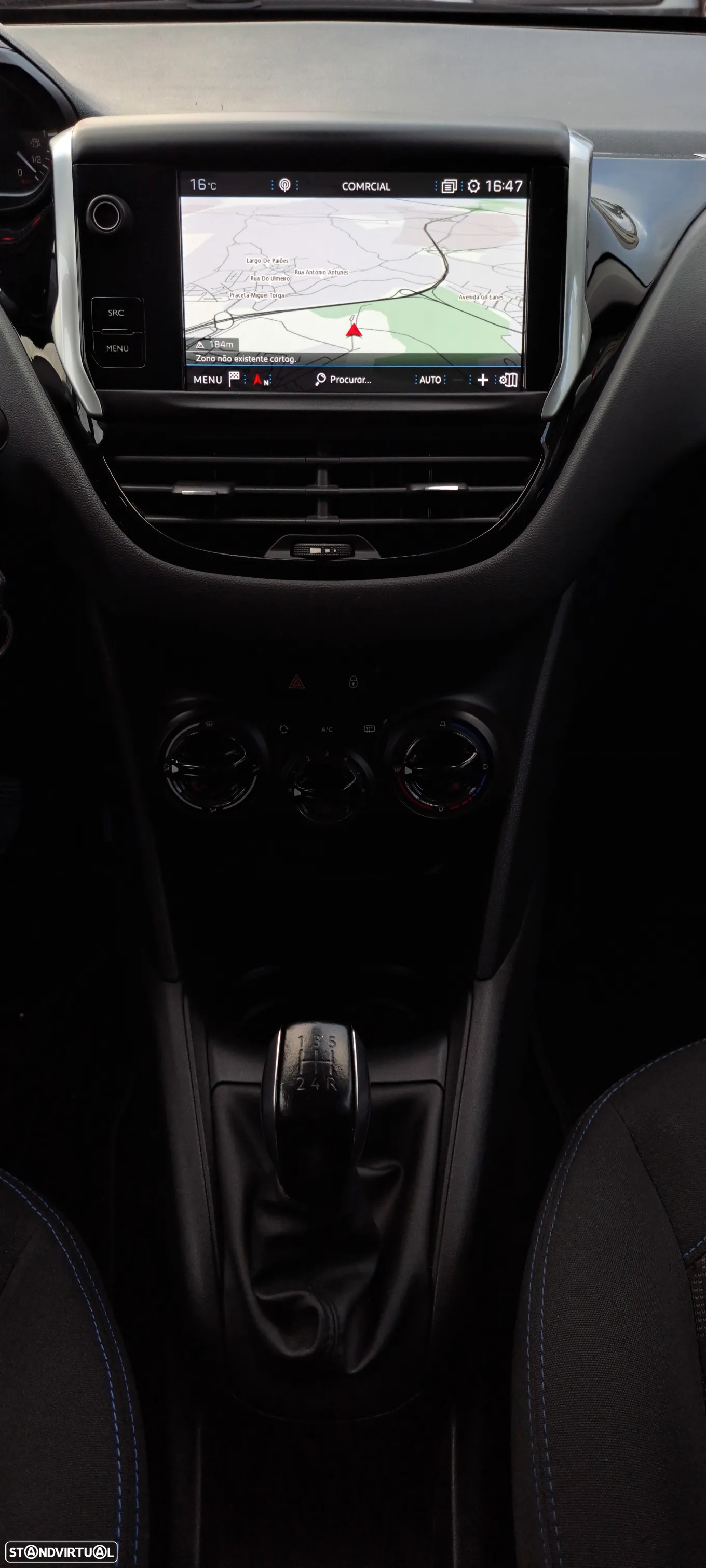 Peugeot 208 1.2 PureTech Signature - 13