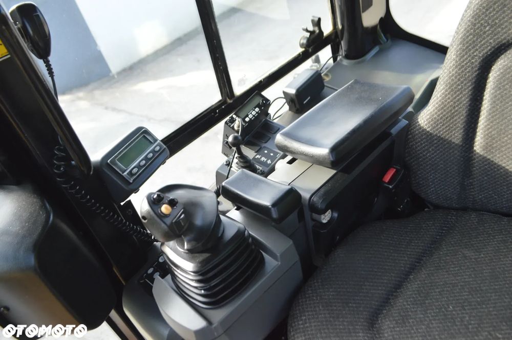 Caterpillar CAT D6K XL *2011* - 23