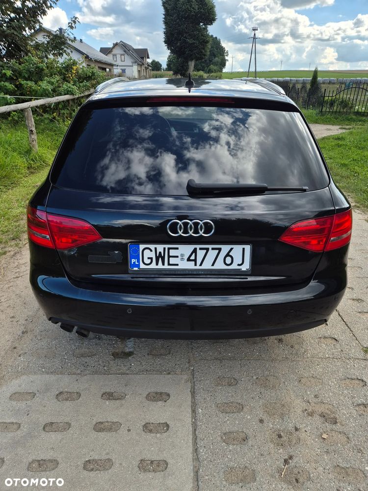Audi A4 Avant 2.0 TDI - 9
