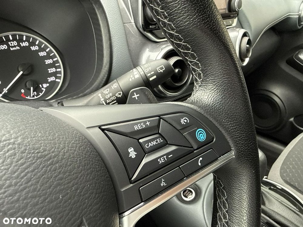 Nissan Juke 1.0 DIG-T N-Connecta DCT - 15
