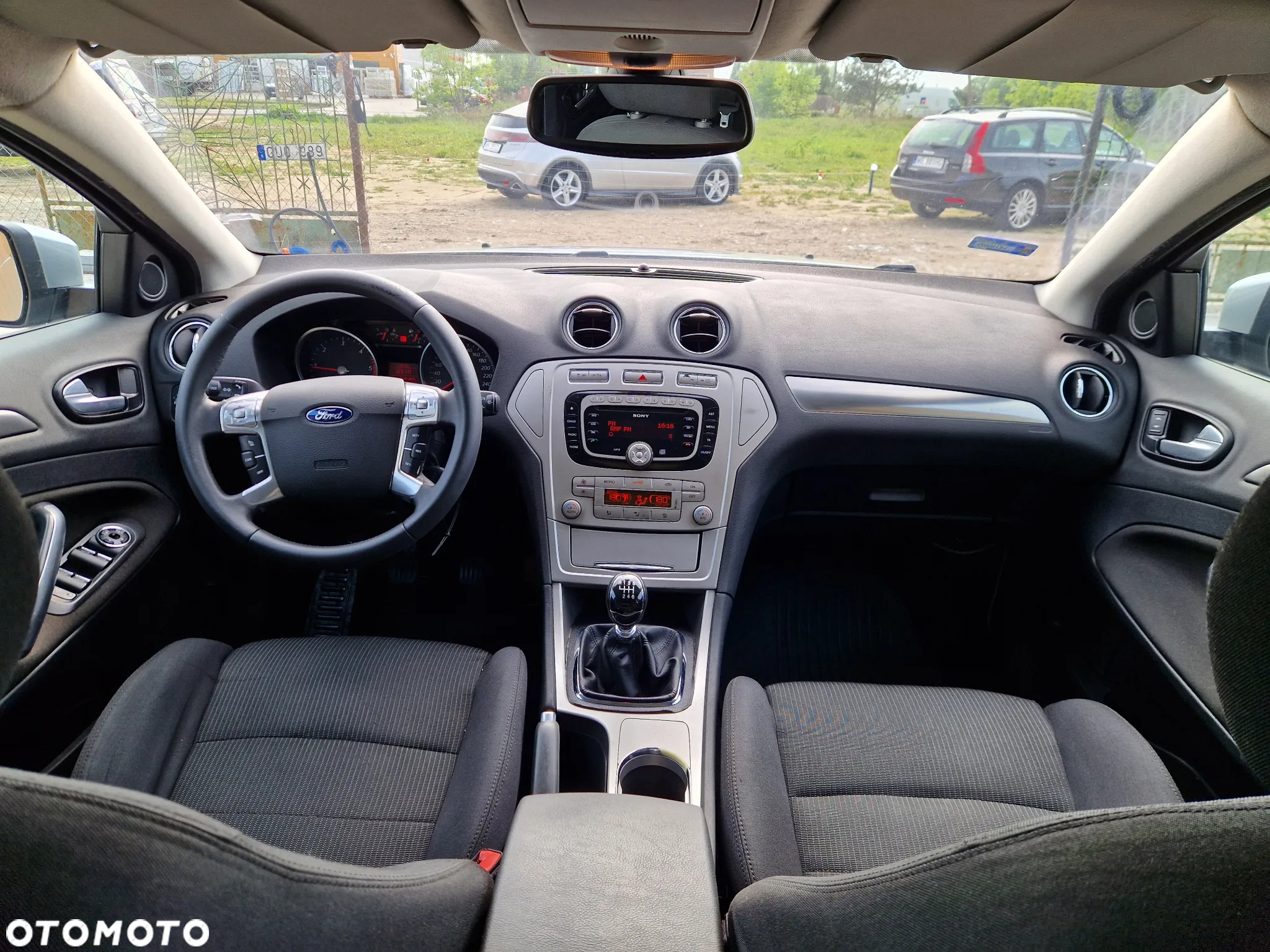 Ford Mondeo 1.8 TDCi Trend - 9