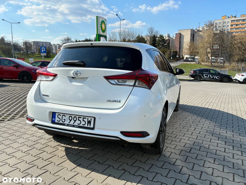 Toyota Auris 1.6 Comfort - 13