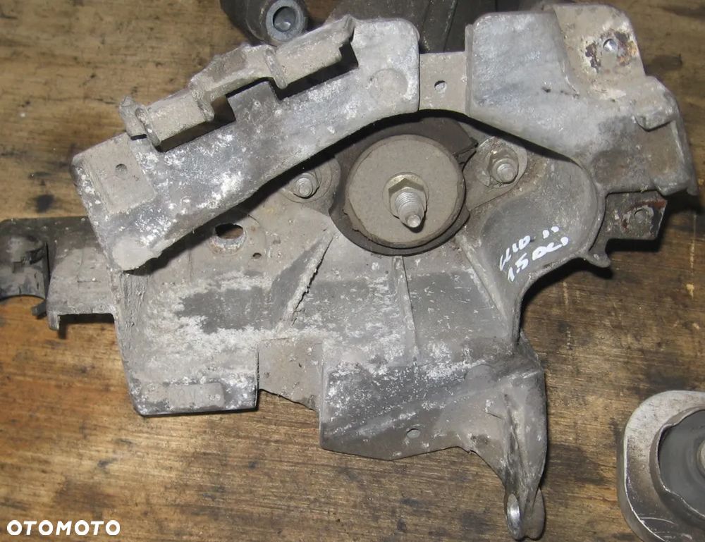 poduszka silnika skrzyni CLIO II 1.5 DCI RENAULT - 8