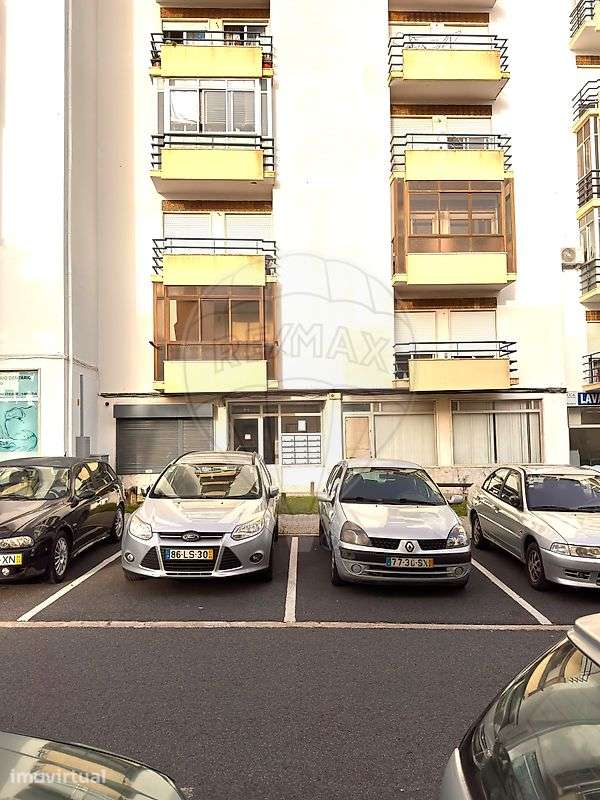 Apartamento T2 para arrendamento - Grande imagem: 2/41