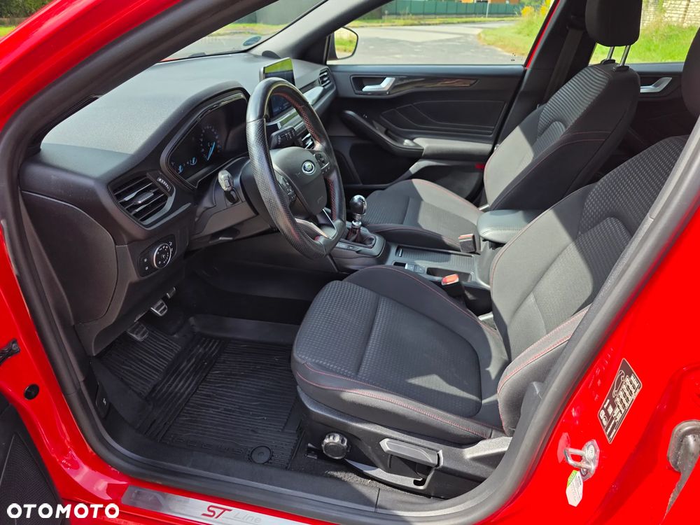 Ford Focus 1.5 EcoBlue SCR ST-Line - 11