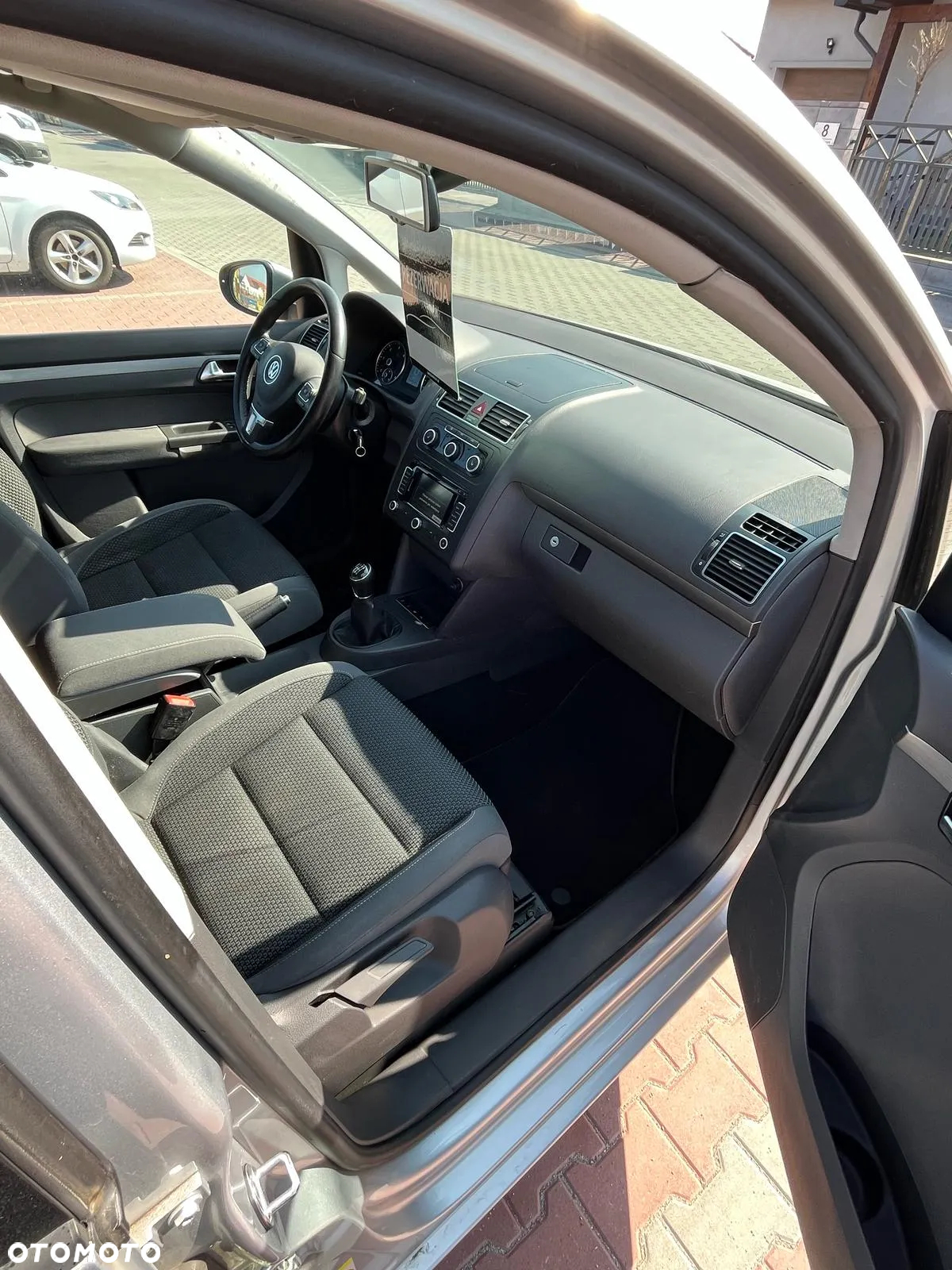 Volkswagen Touran 1.6 TDI DPF BlueMot Comfortline - 13