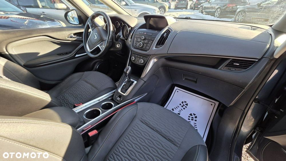 Opel Zafira - 18