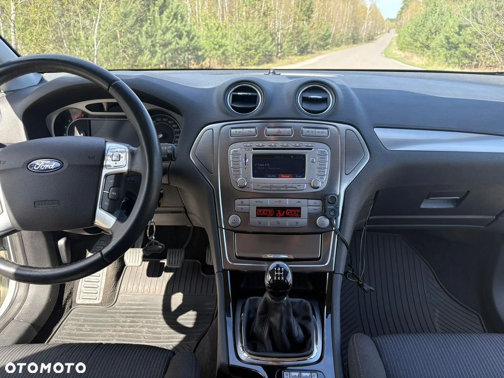 Ford Mondeo 2.0 Ghia X - 15