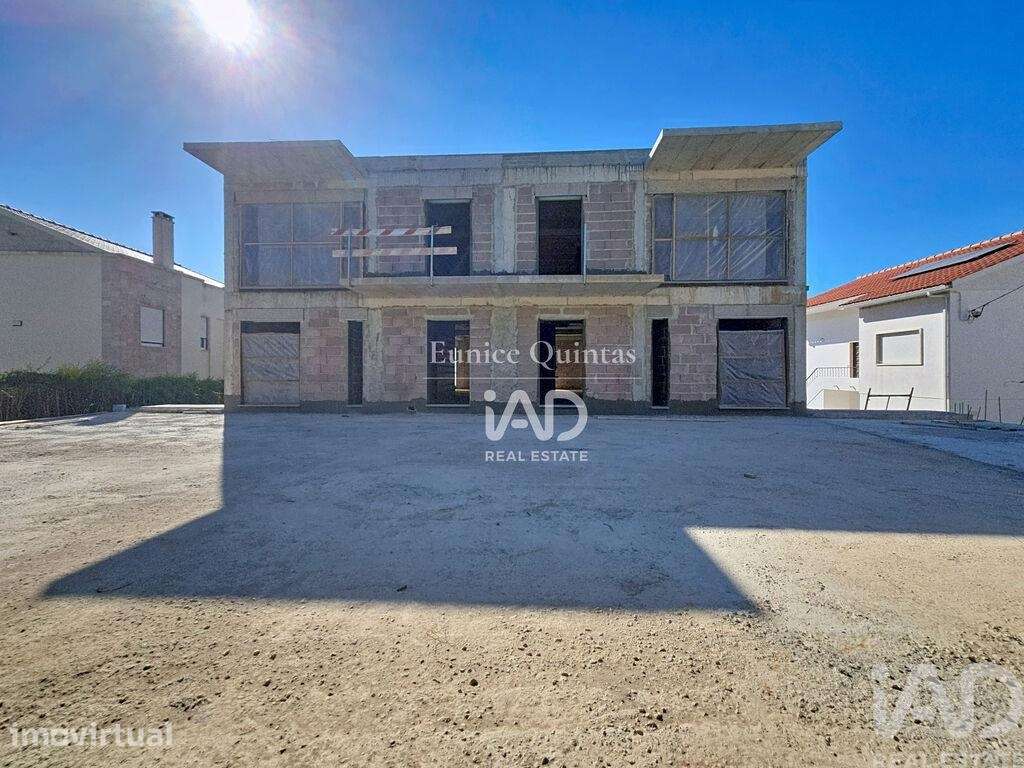 Casa / Villa T3 em Mafra de 143,00 m2 - Grande imagem: 2/25