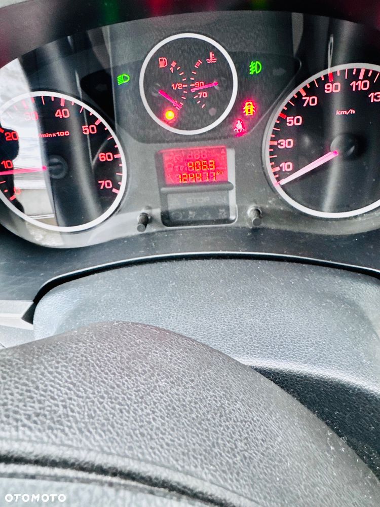 Peugeot Partner - 14