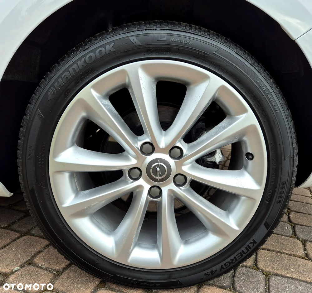 Opel Astra 2.0 CDTI DPF Innovation - 19