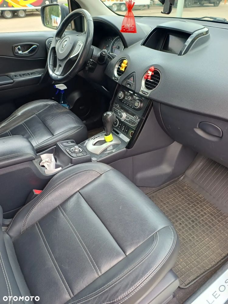 Renault Koleos BLUE dCi 150 X-tronic LIMITED - 6