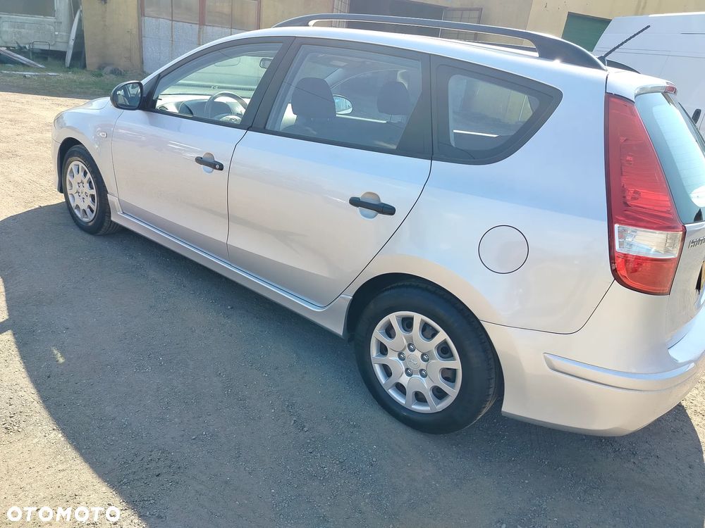 Hyundai i30 i30cw 1.4 blue Comfort - 8