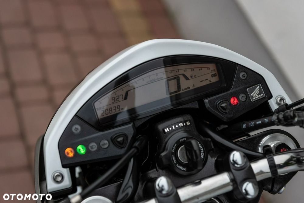 Honda Hornet - 8