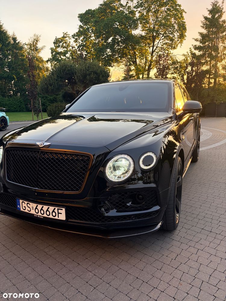 Bentley Bentayga W12 - 12