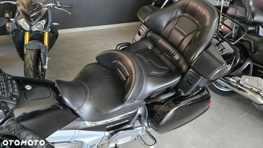 Honda GL - 11