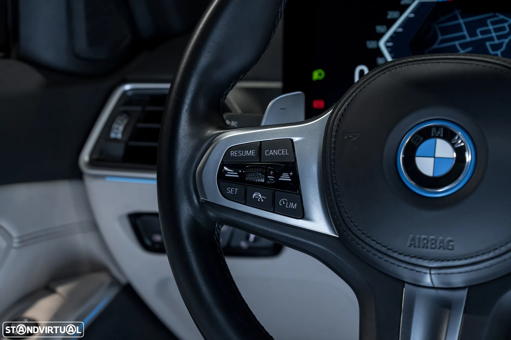 BMW 330 e Touring Pack M Auto - 10
