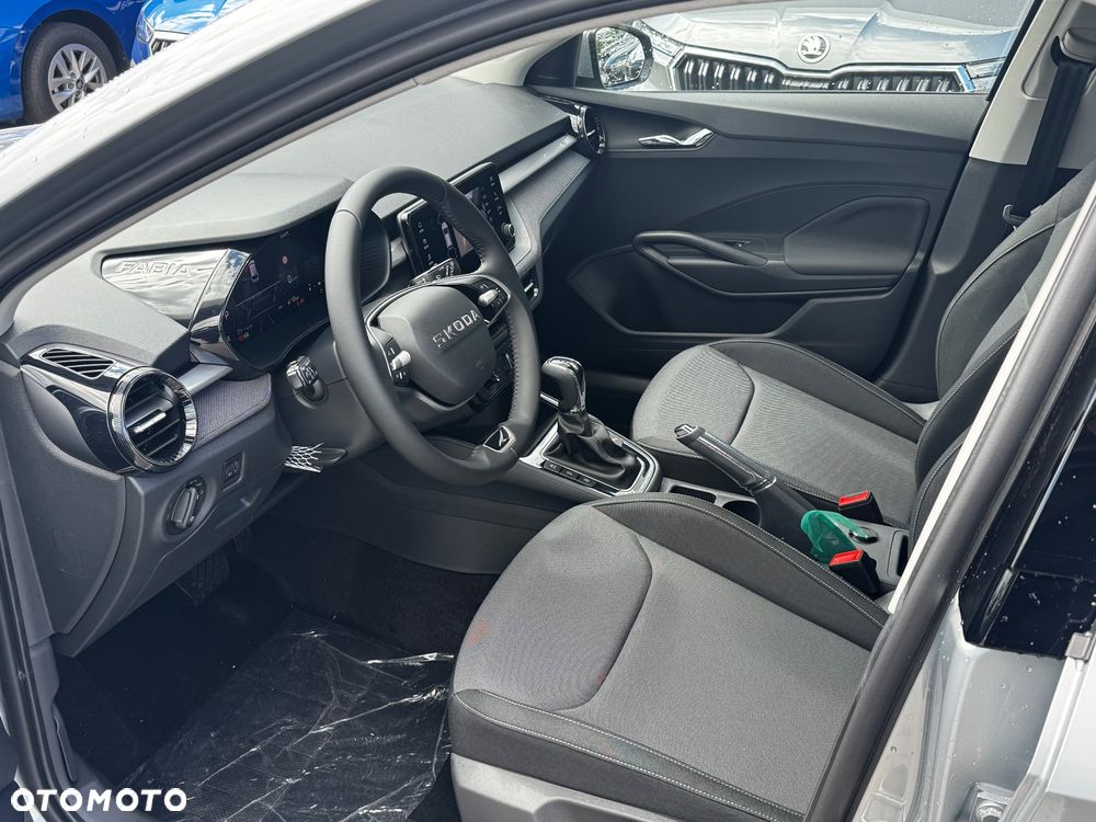 Skoda Fabia 1.0 TSI Drive DSG - 16